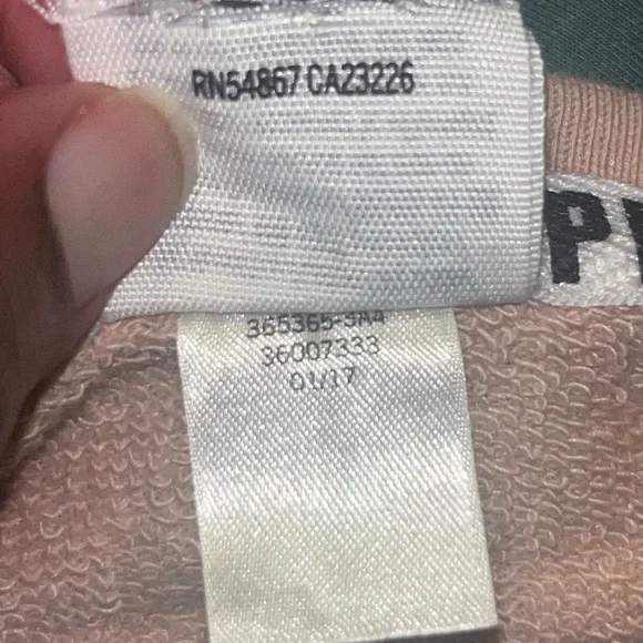 NWOT PINK “Wake Me When It’s Summer” Graphic Crewneck Sweatshirt - Pink - Medium - Picture 9 of 9